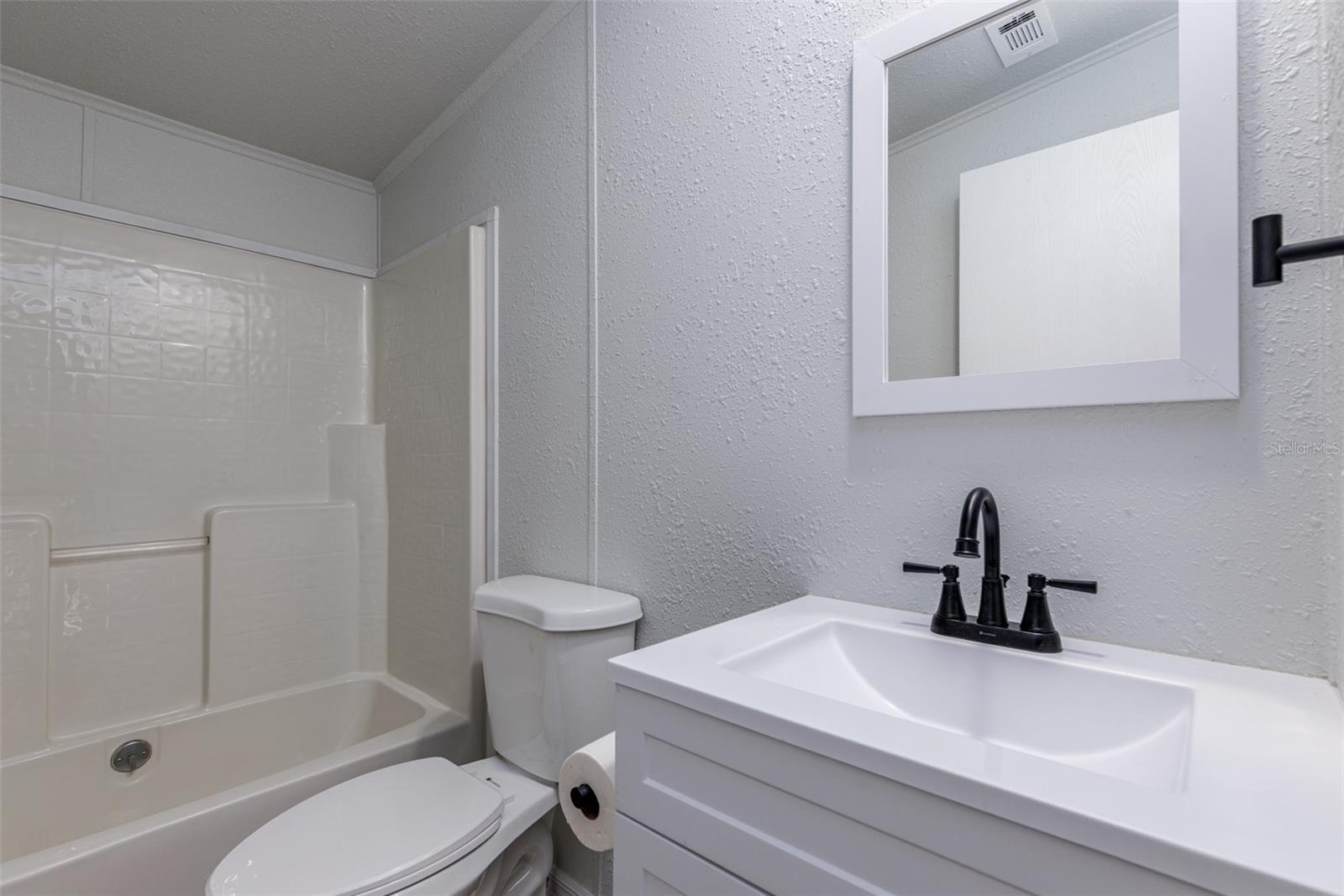 Image 31 of 41 For 2692 Venus Street