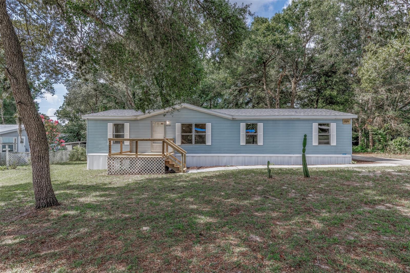 Image 4 of 41 For 2692 Venus Street