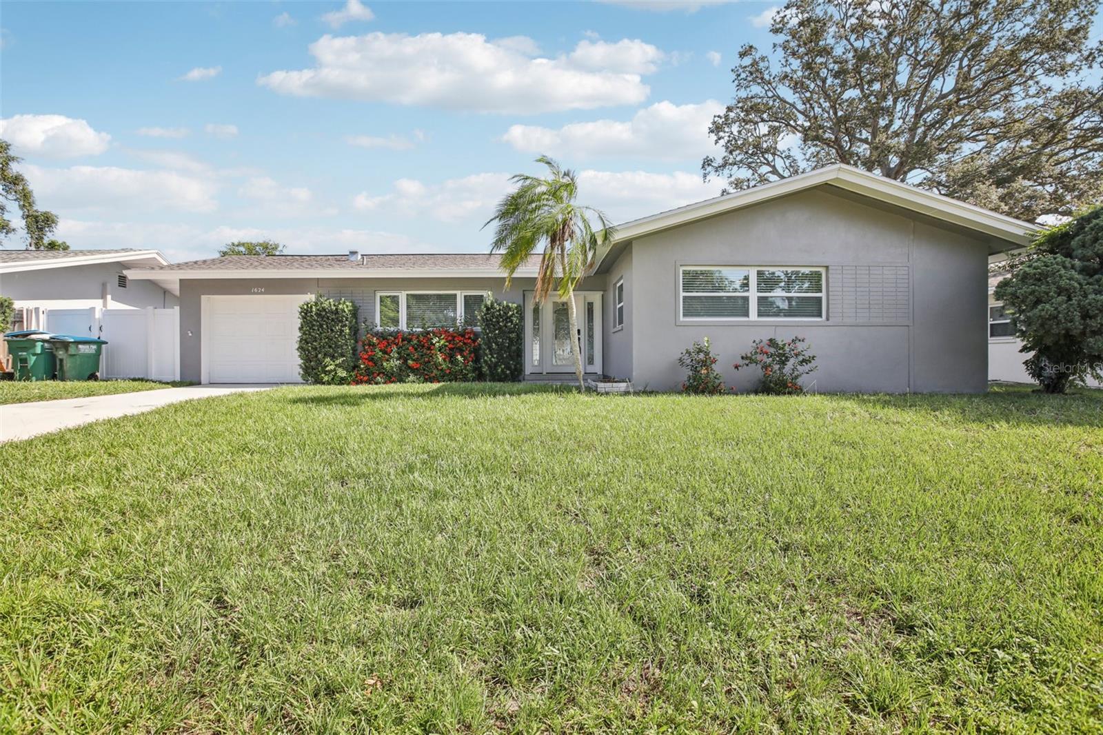 Details for 1624 Chateau Drive, CLEARWATER, FL 33756