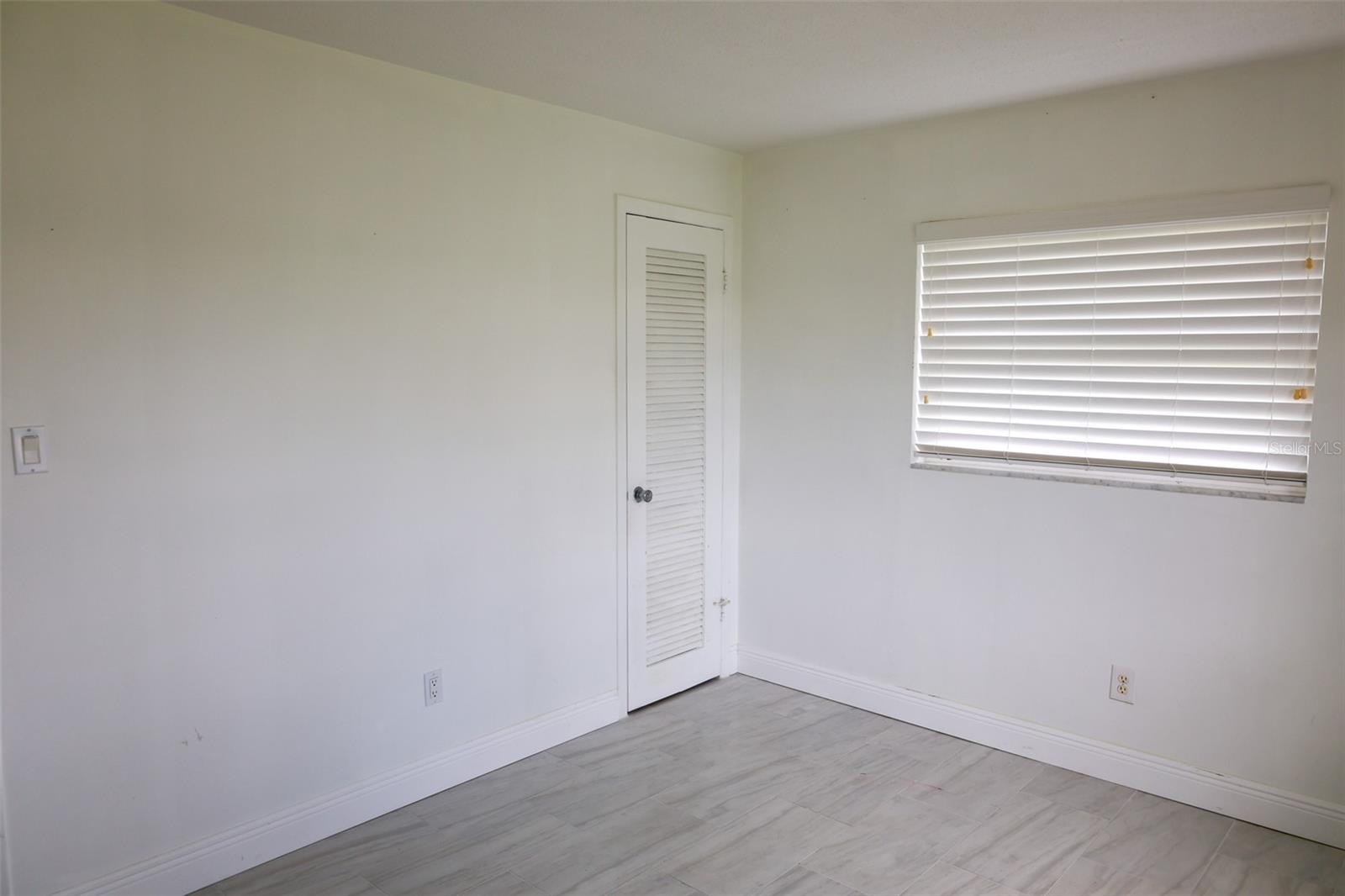Image 11 of 21 For 14041 95th Avenue