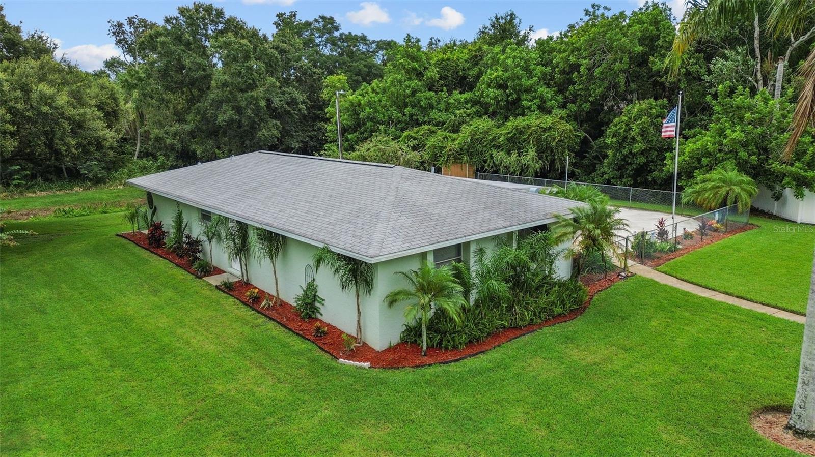 Image 30 of 36 For 1163 Orange Tree Circle W D