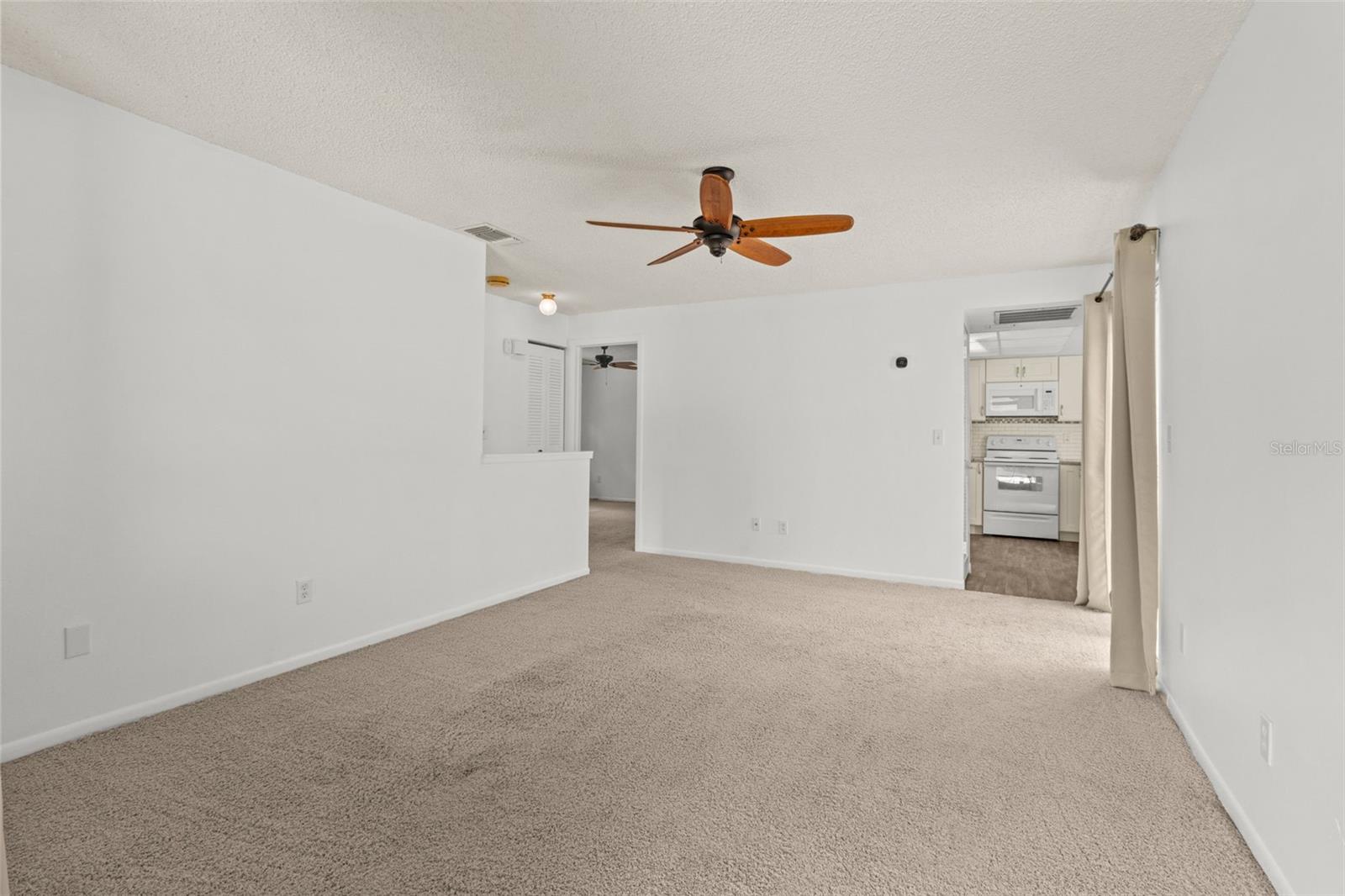 Image 5 of 36 For 1163 Orange Tree Circle W D