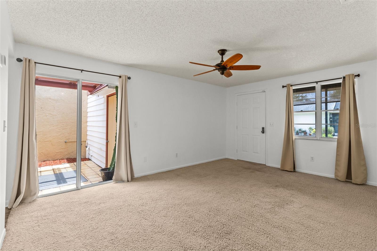 Image 8 of 36 For 1163 Orange Tree Circle W D