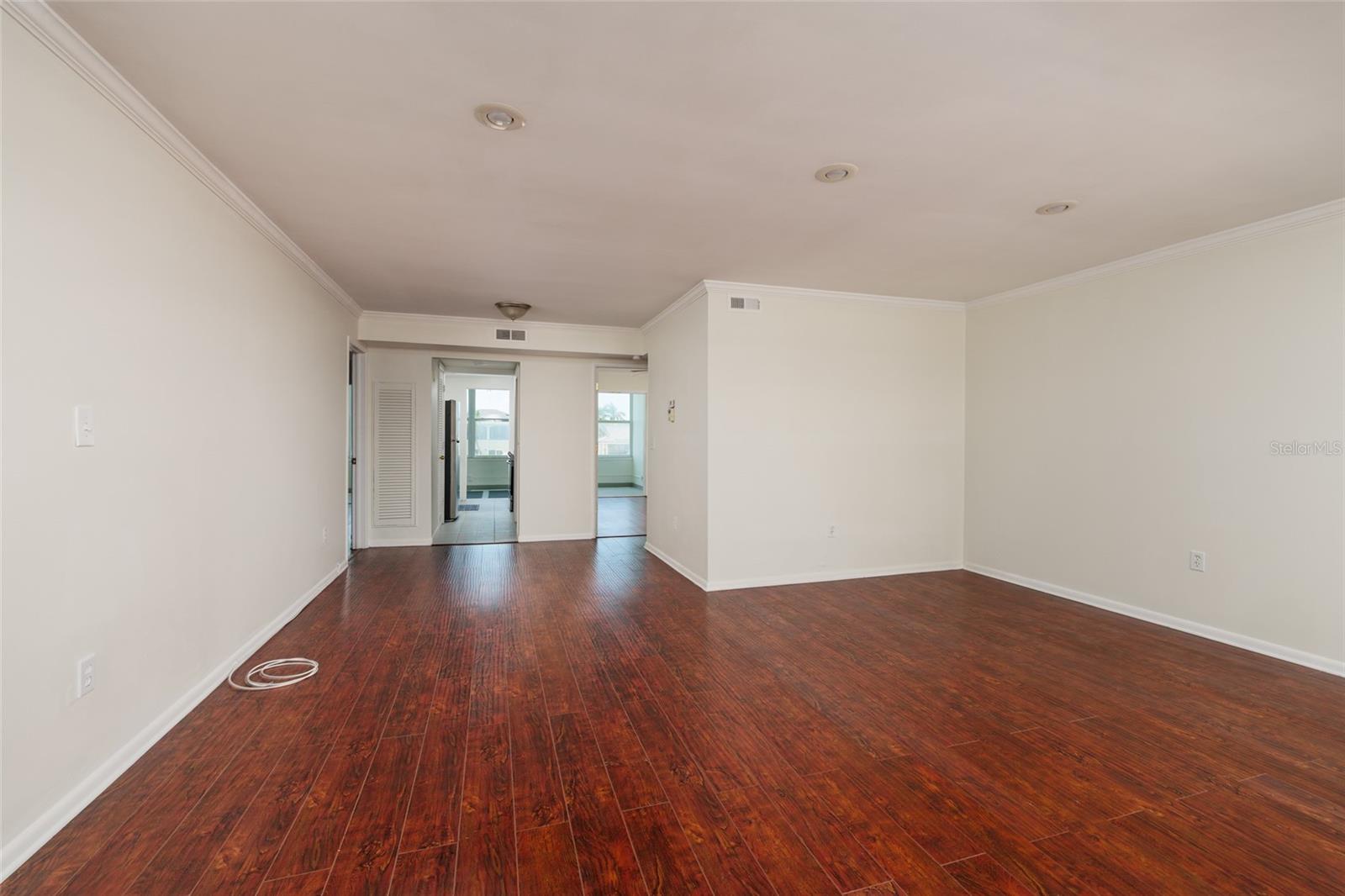 Image 11 of 58 For 1893 Shore Drive S 209