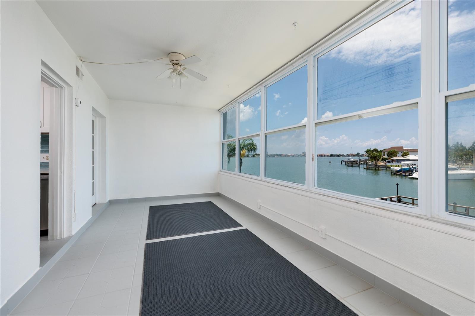 Image 15 of 58 For 1893 Shore Drive S 209