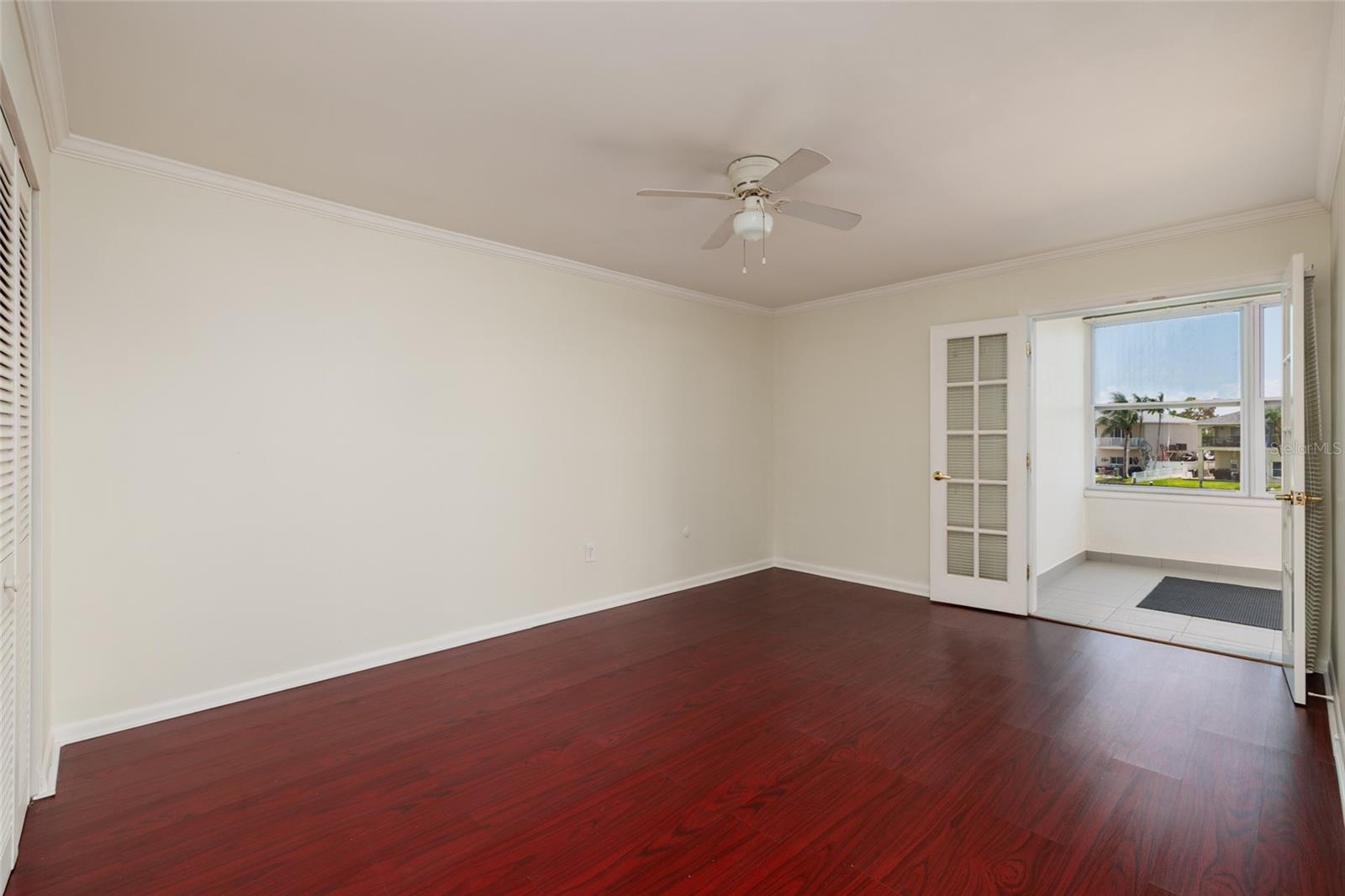 Image 23 of 58 For 1893 Shore Drive S 209