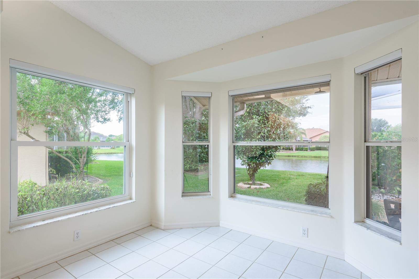 Image 21 of 44 For 1251 Rambling Vine Court