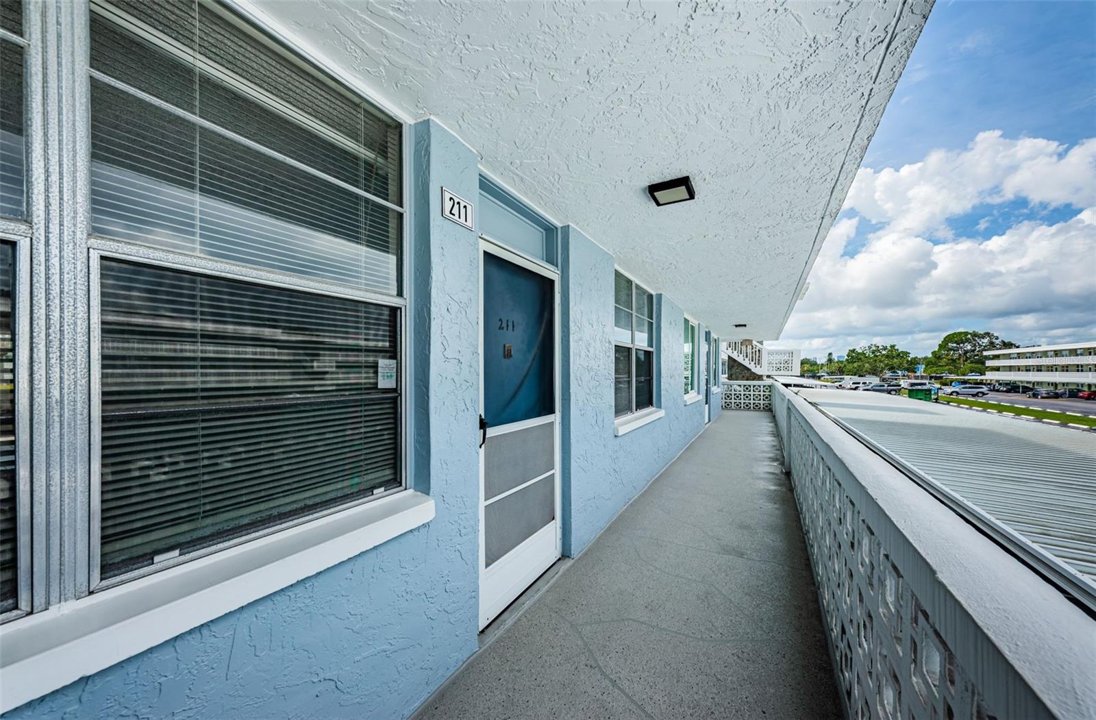 Details for 4895 Bay Street Ne 211, ST PETERSBURG, FL 33703