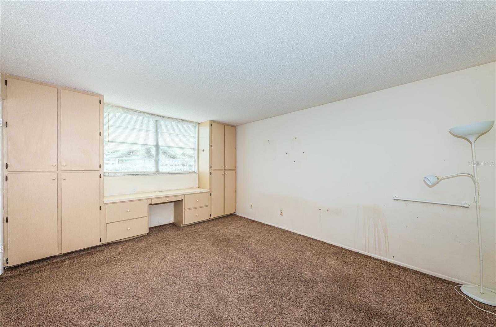 Image 12 of 29 For 4895 Bay Street Ne 211