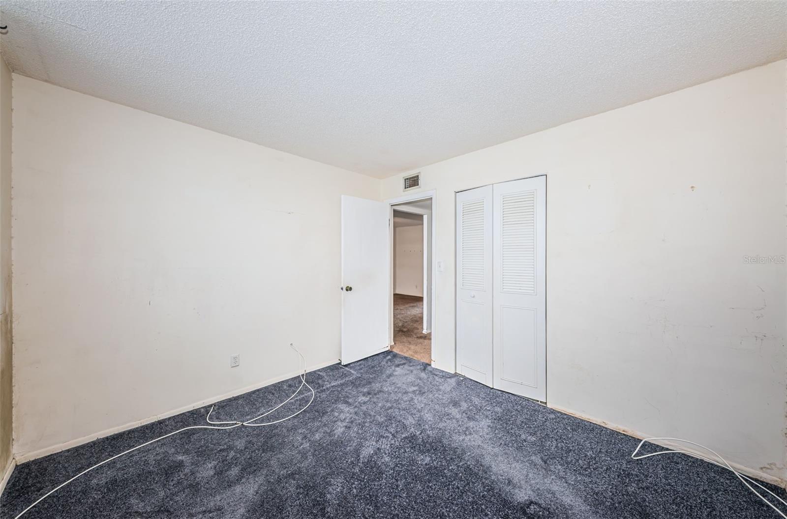 Image 16 of 29 For 4895 Bay Street Ne 211