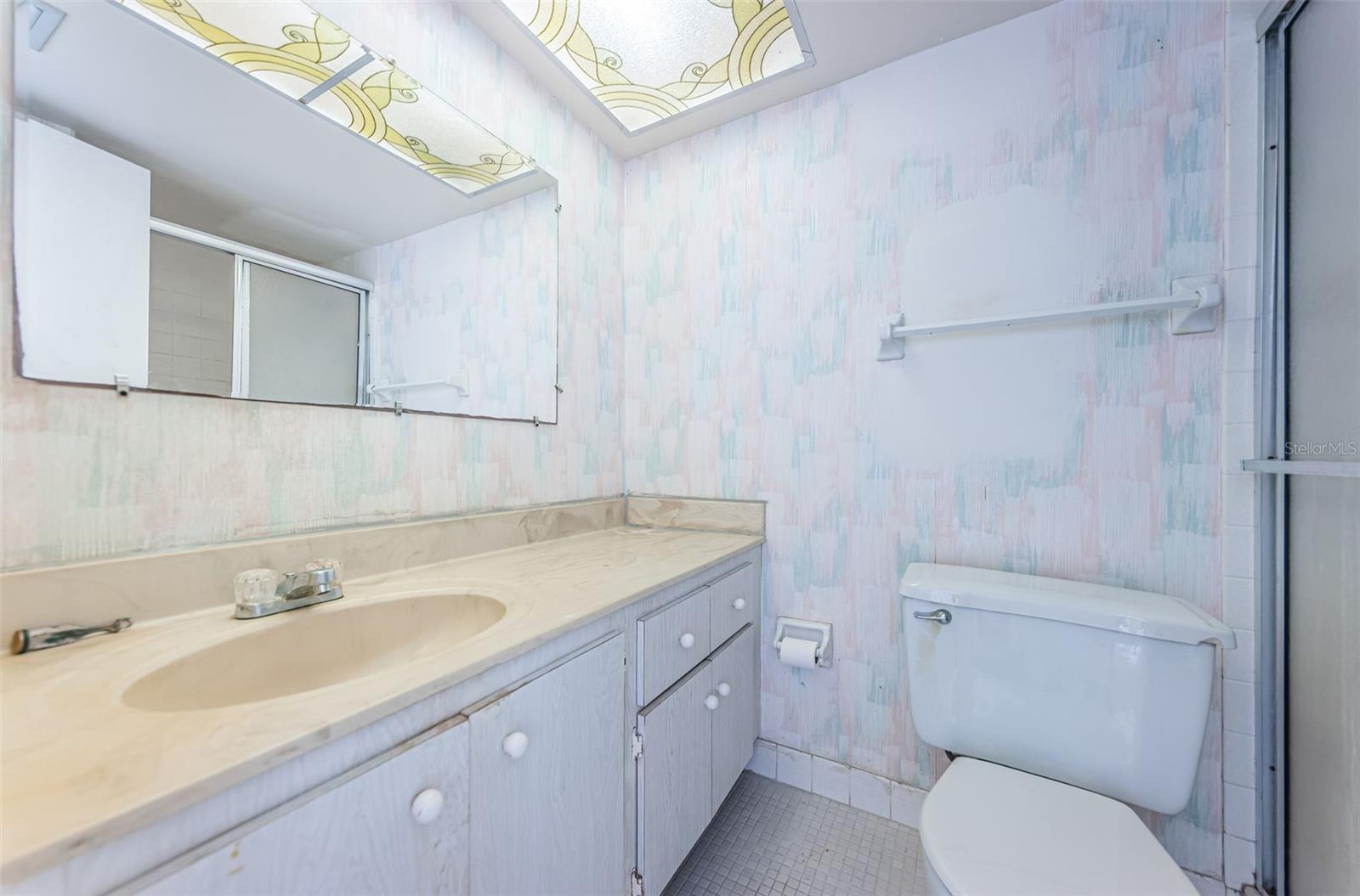 Image 17 of 29 For 4895 Bay Street Ne 211