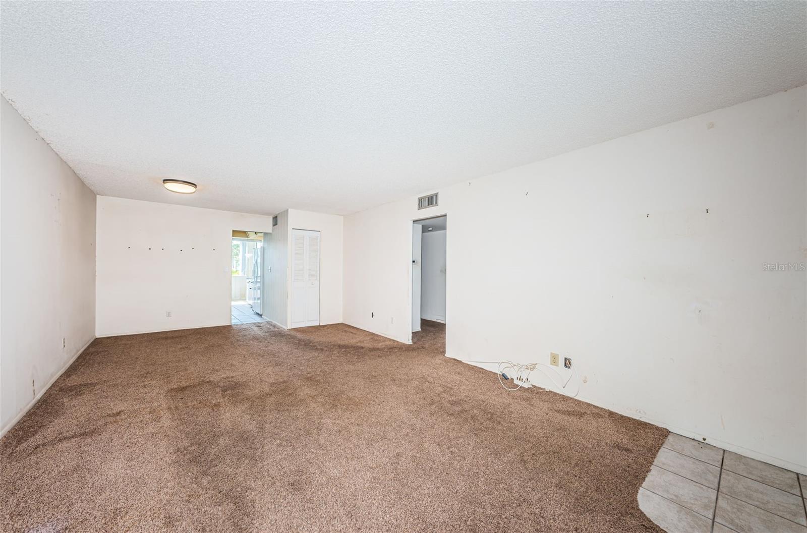 Image 4 of 29 For 4895 Bay Street Ne 211