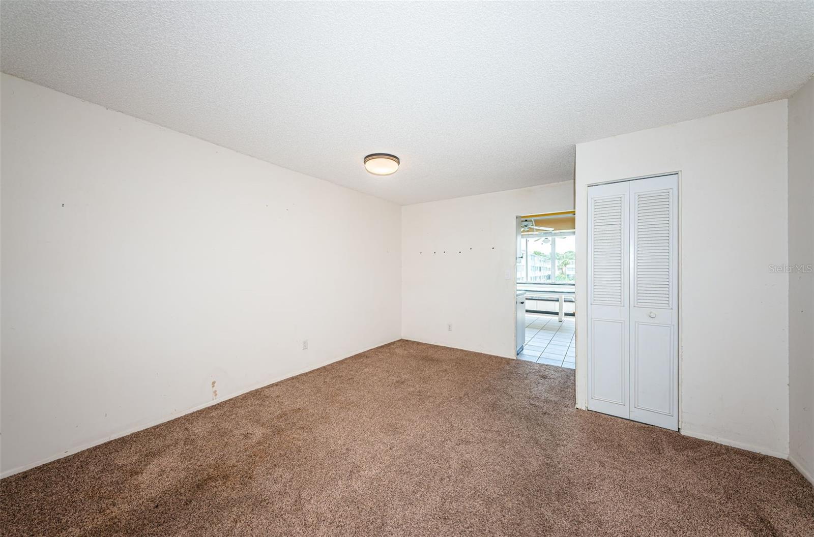 Image 5 of 29 For 4895 Bay Street Ne 211