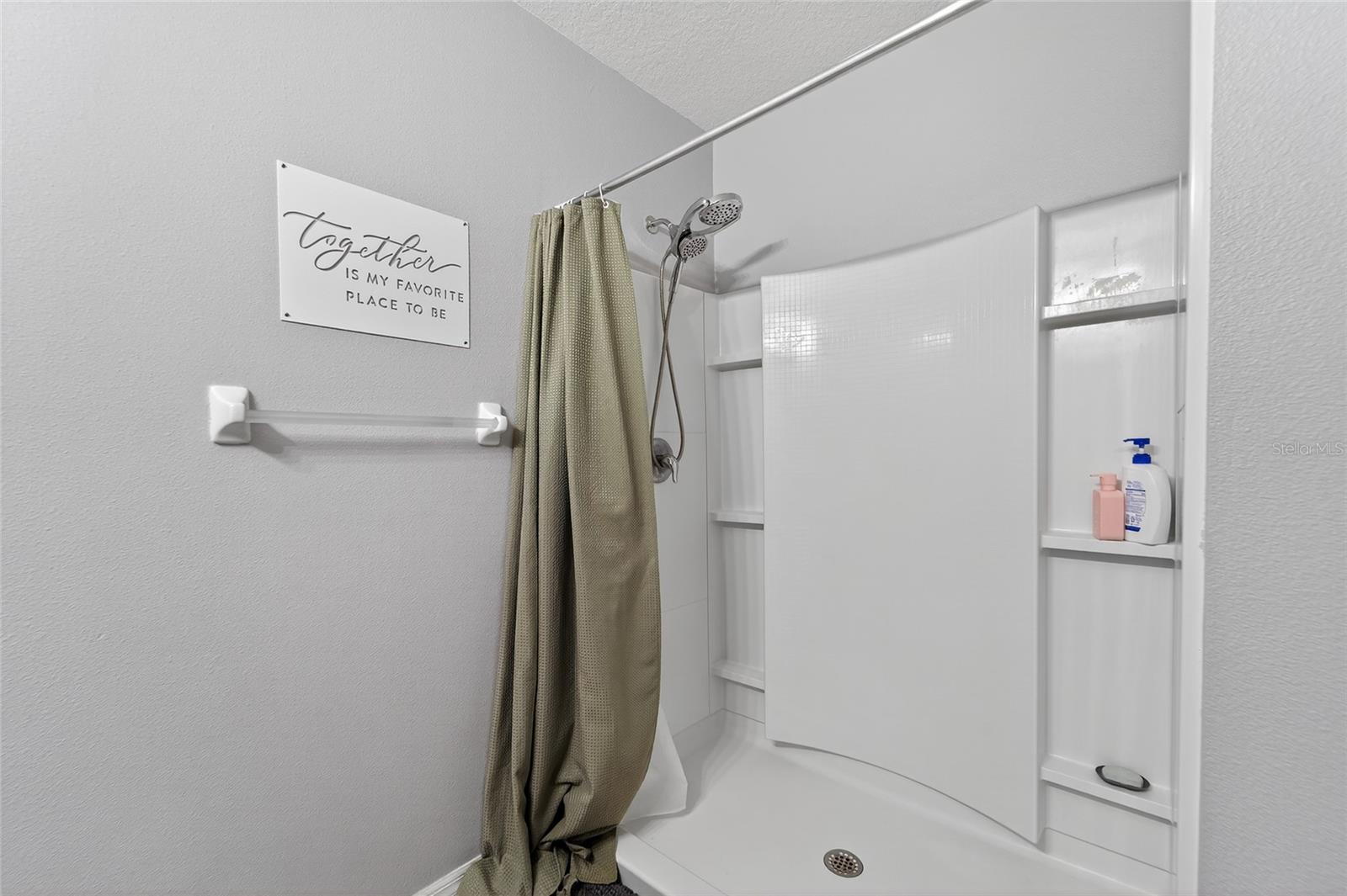 Image 22 of 41 For 3136 Northview Road
