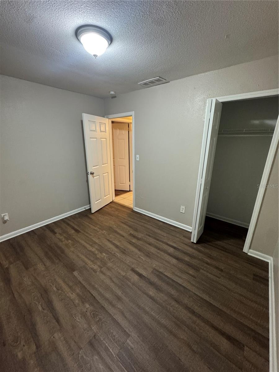 Image 17 of 19 For 4205 King Alfred Drive