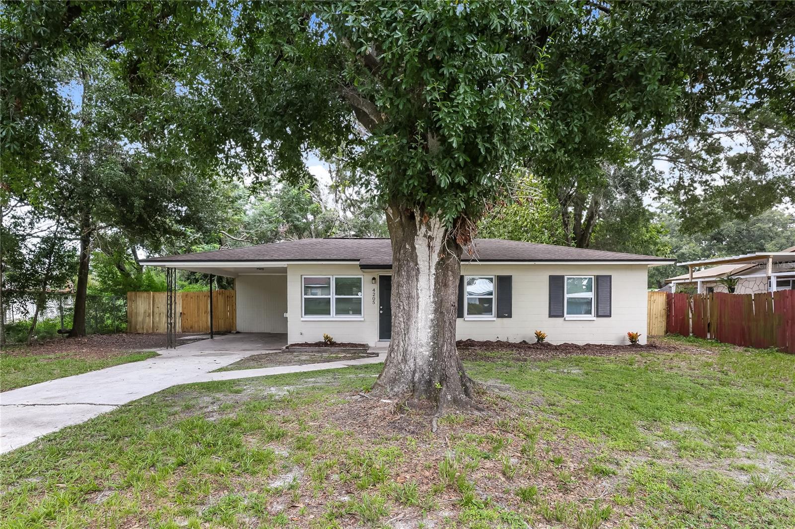 Image 2 of 19 For 4205 King Alfred Drive