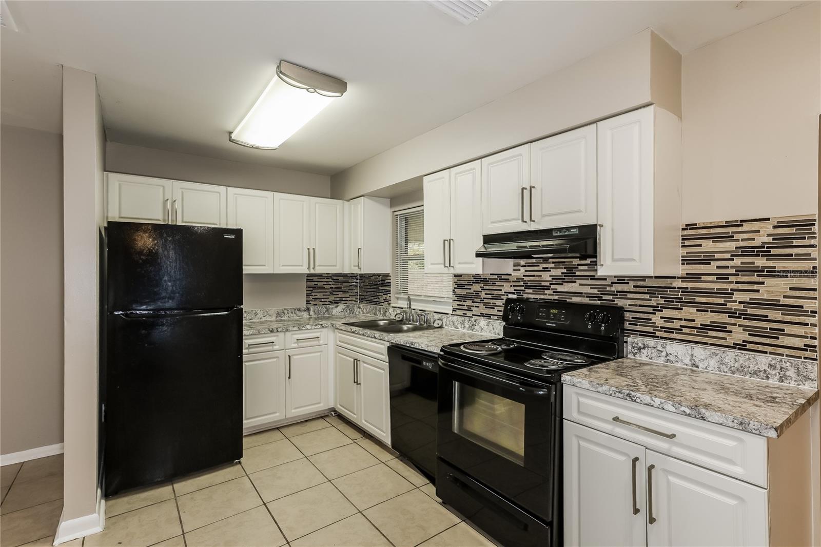 Image 7 of 19 For 4205 King Alfred Drive