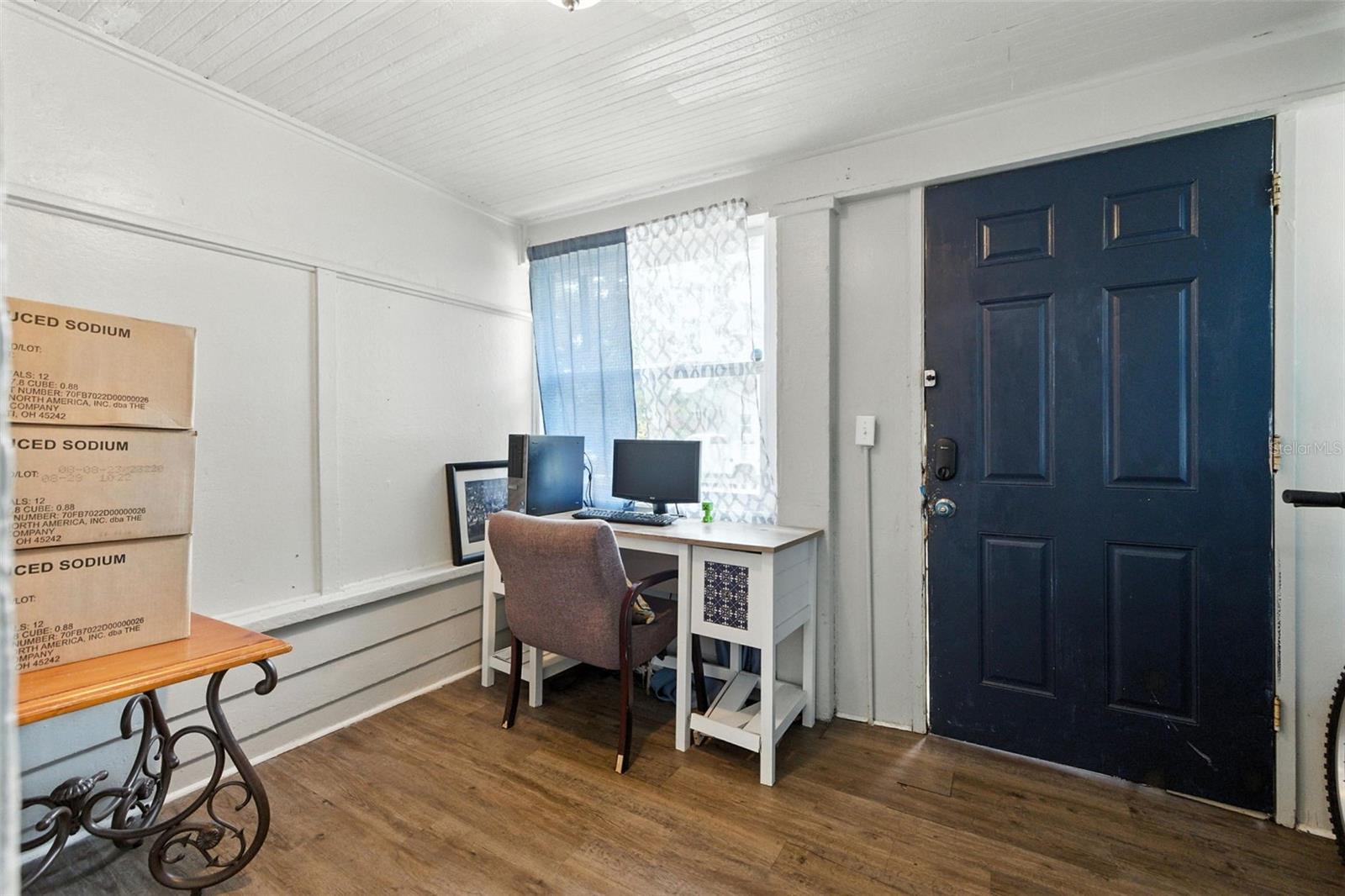 Image 6 of 35 For 1145 16th Avenue S
