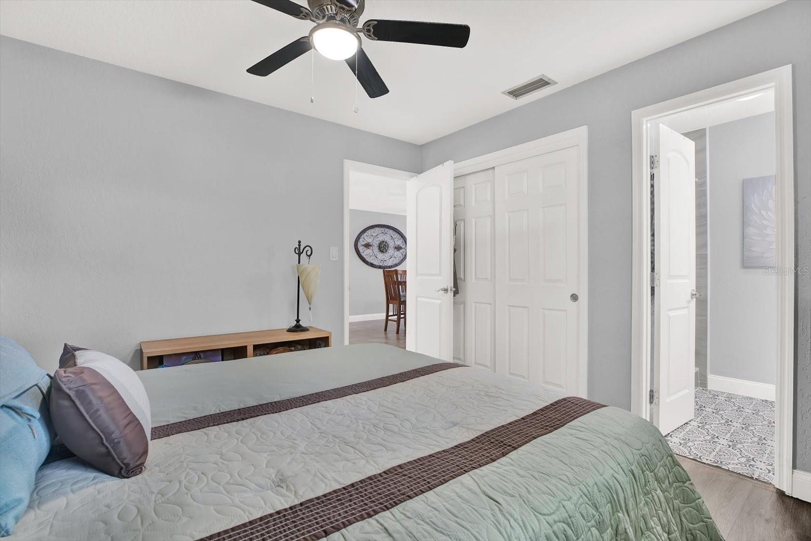 Image 11 of 25 For 6206 Adelia Avenue