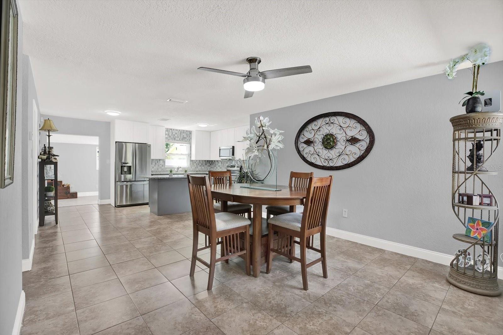 Image 6 of 25 For 6206 Adelia Avenue