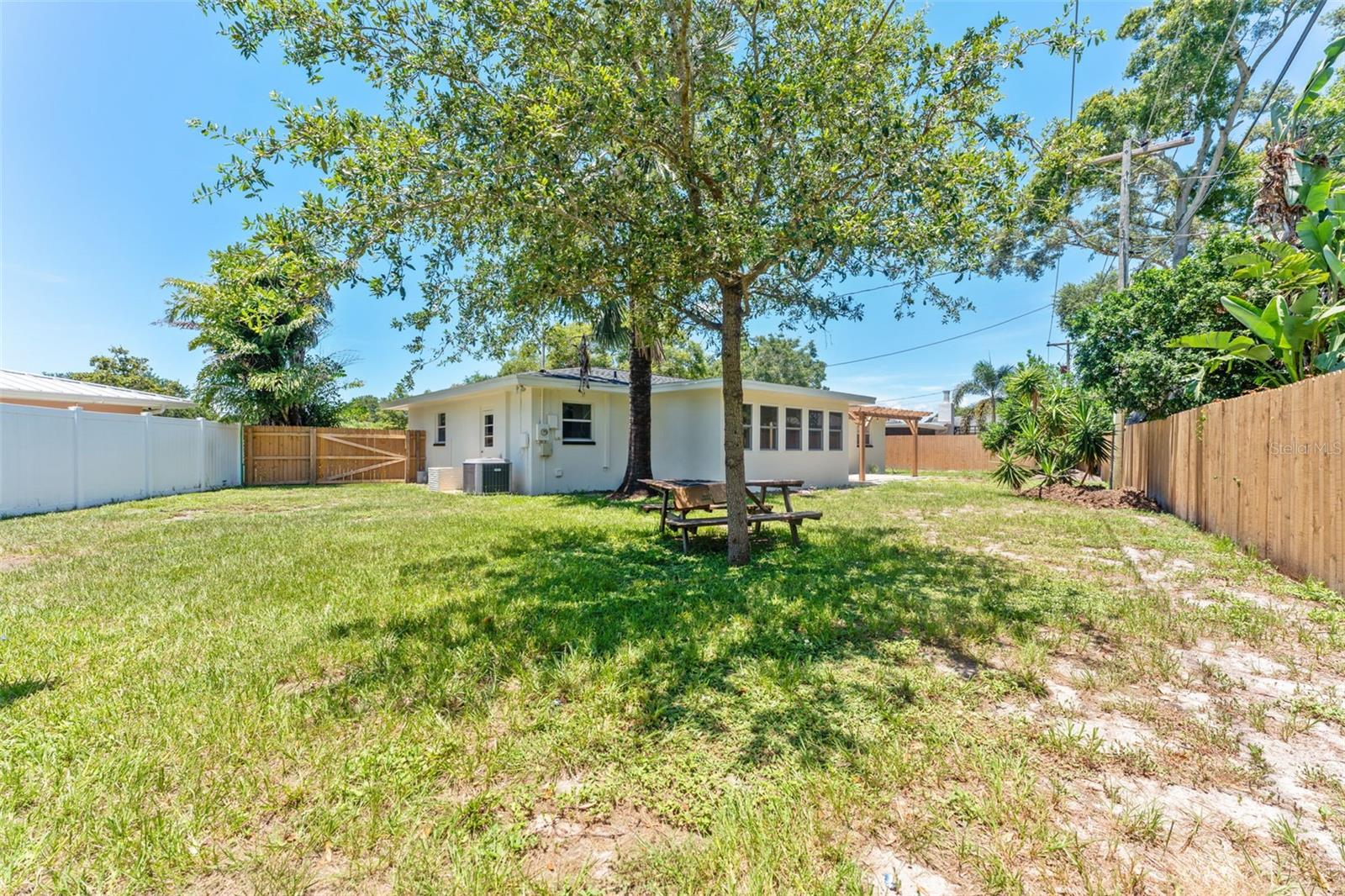 Image 34 of 36 For 1431 San Helen Dr