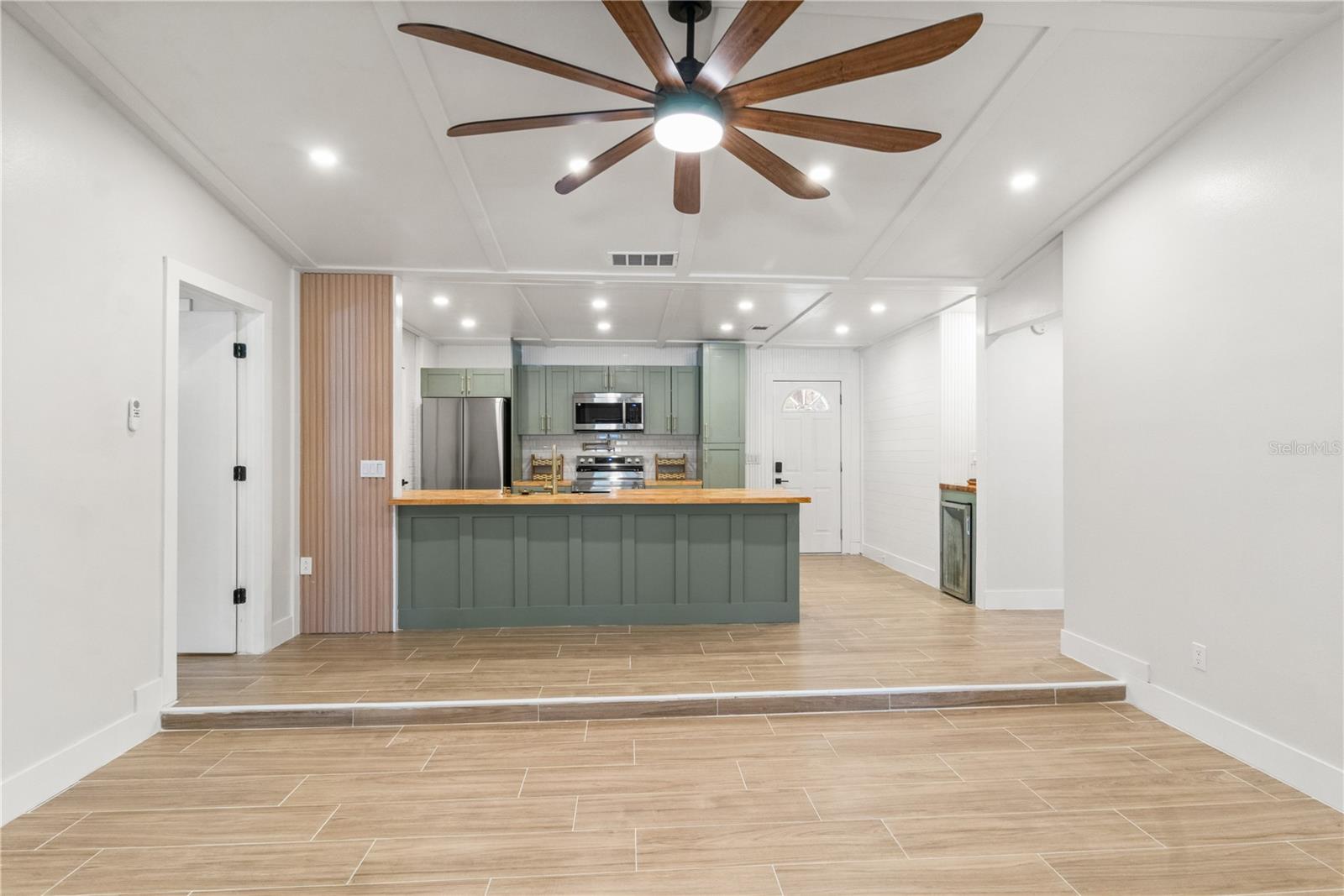 Image 18 of 49 For 3818 Meridean Place