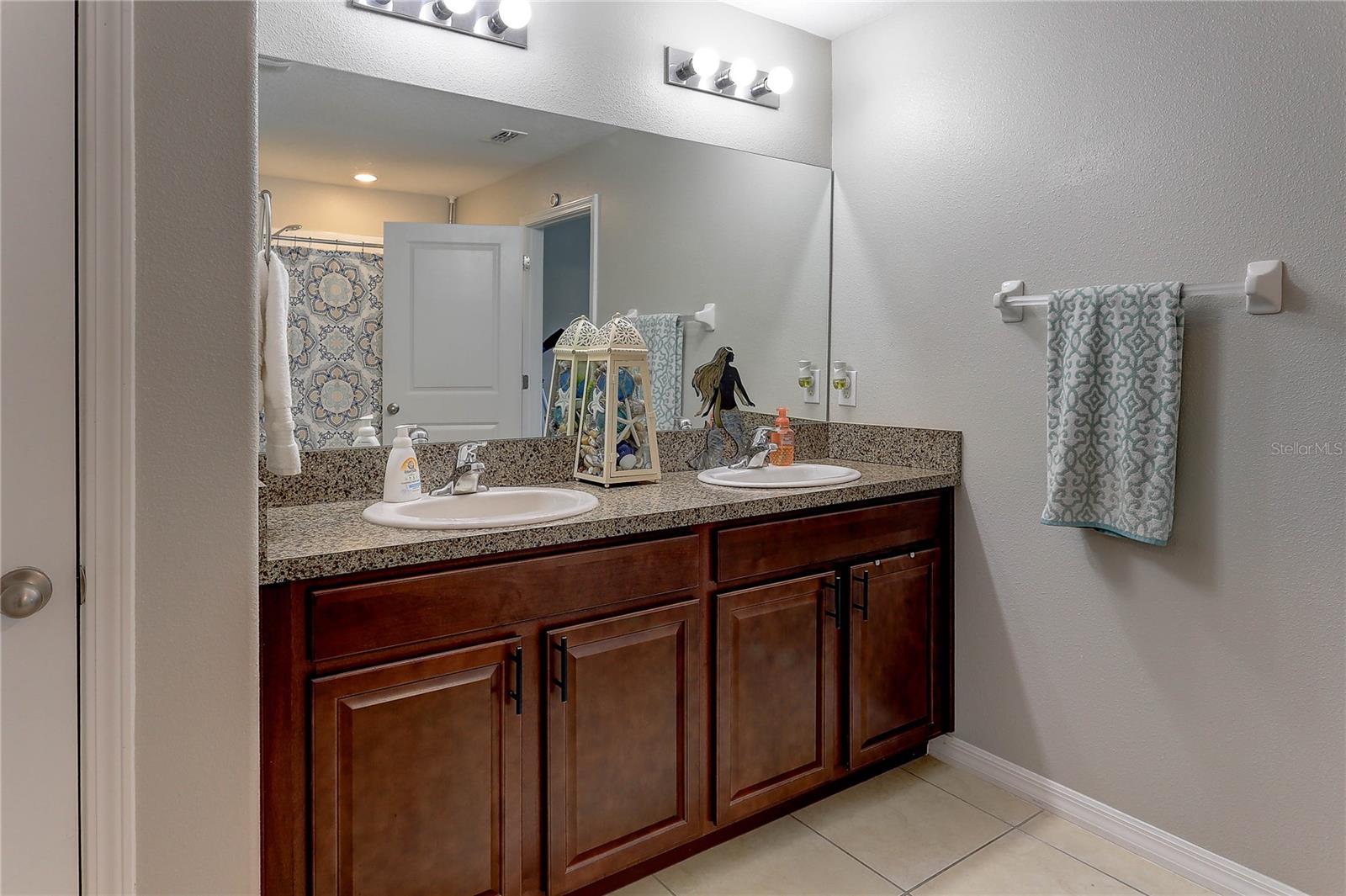 Image 39 of 65 For 17218 White Mangrove Drive