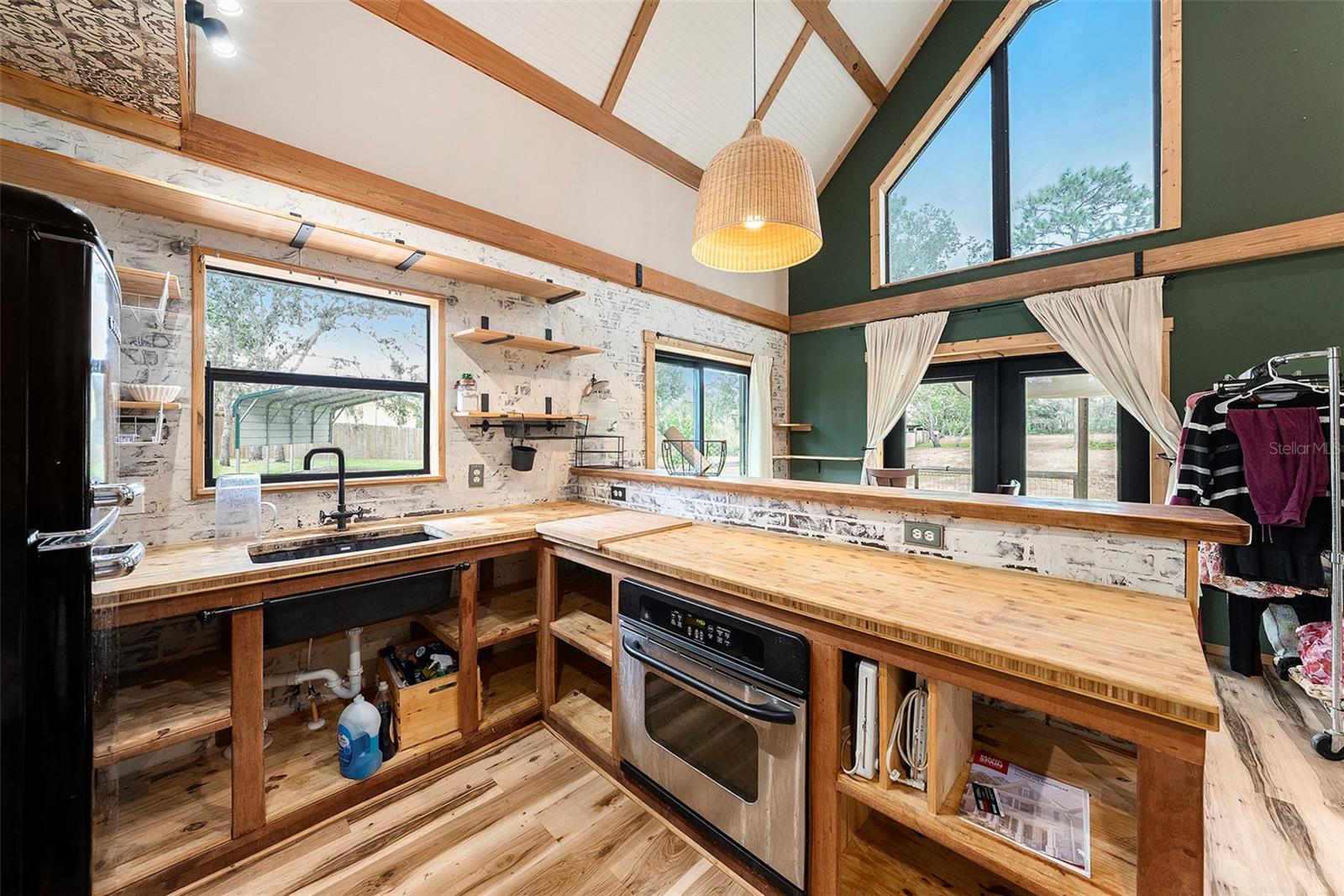 Image 12 of 35 For 18320 Sand Pine Drive