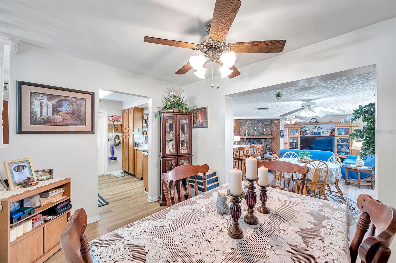 Image 13 of 36 For 2521 Krueger Lane