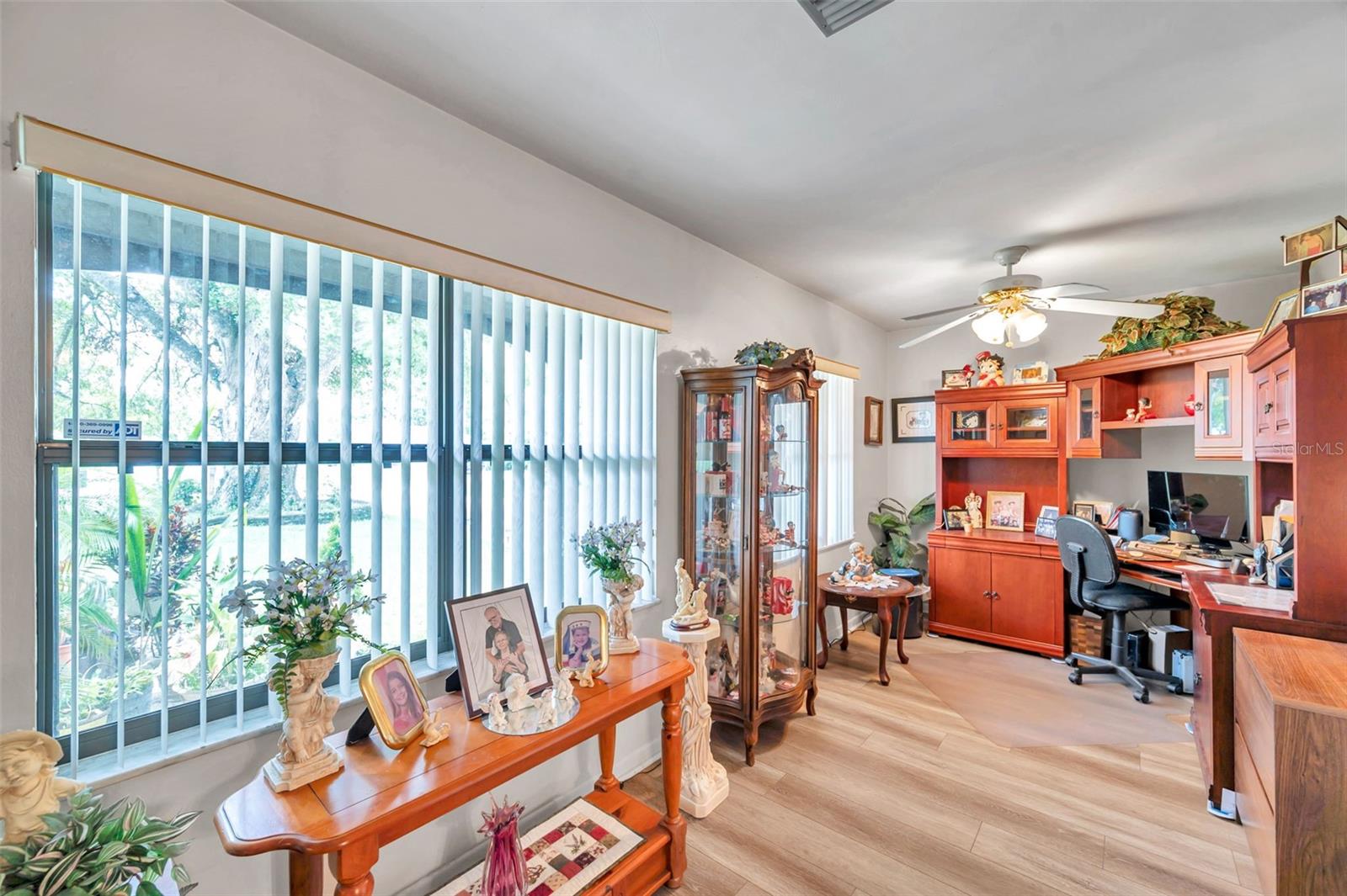 Image 16 of 36 For 2521 Krueger Lane