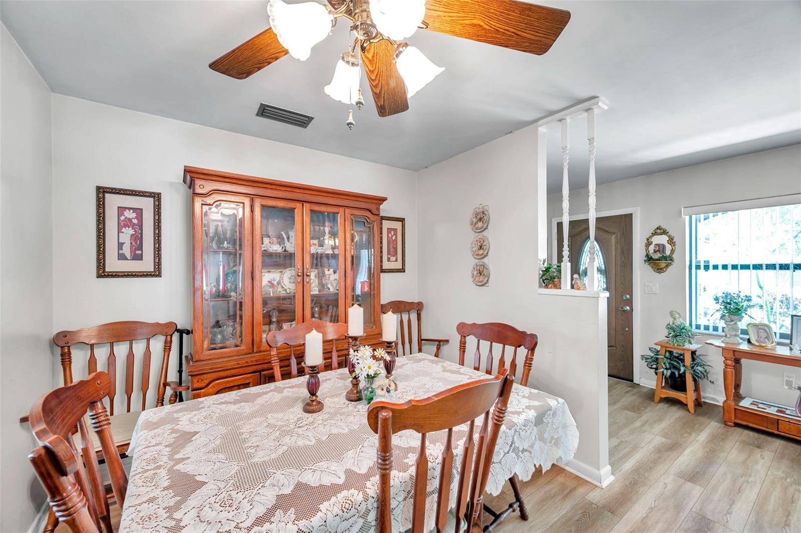 Image 19 of 36 For 2521 Krueger Lane