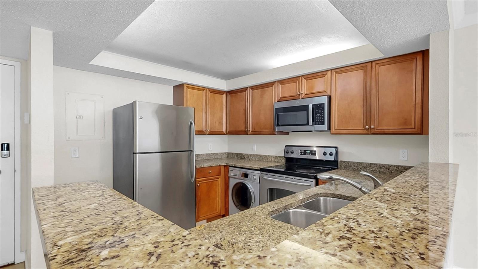 Image 12 of 38 For 2700 Coconut Bay Lane 427