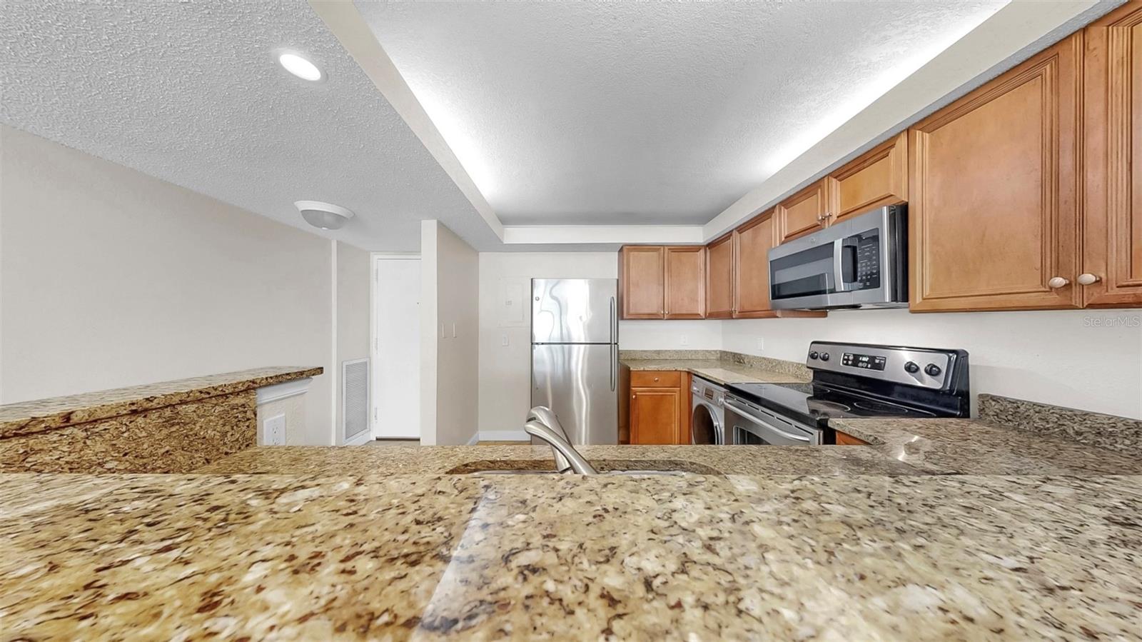 Image 13 of 38 For 2700 Coconut Bay Lane 427