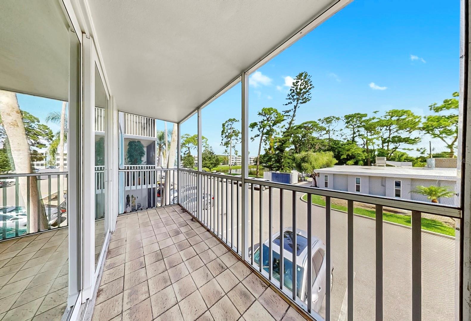 Image 22 of 38 For 2700 Coconut Bay Lane 427