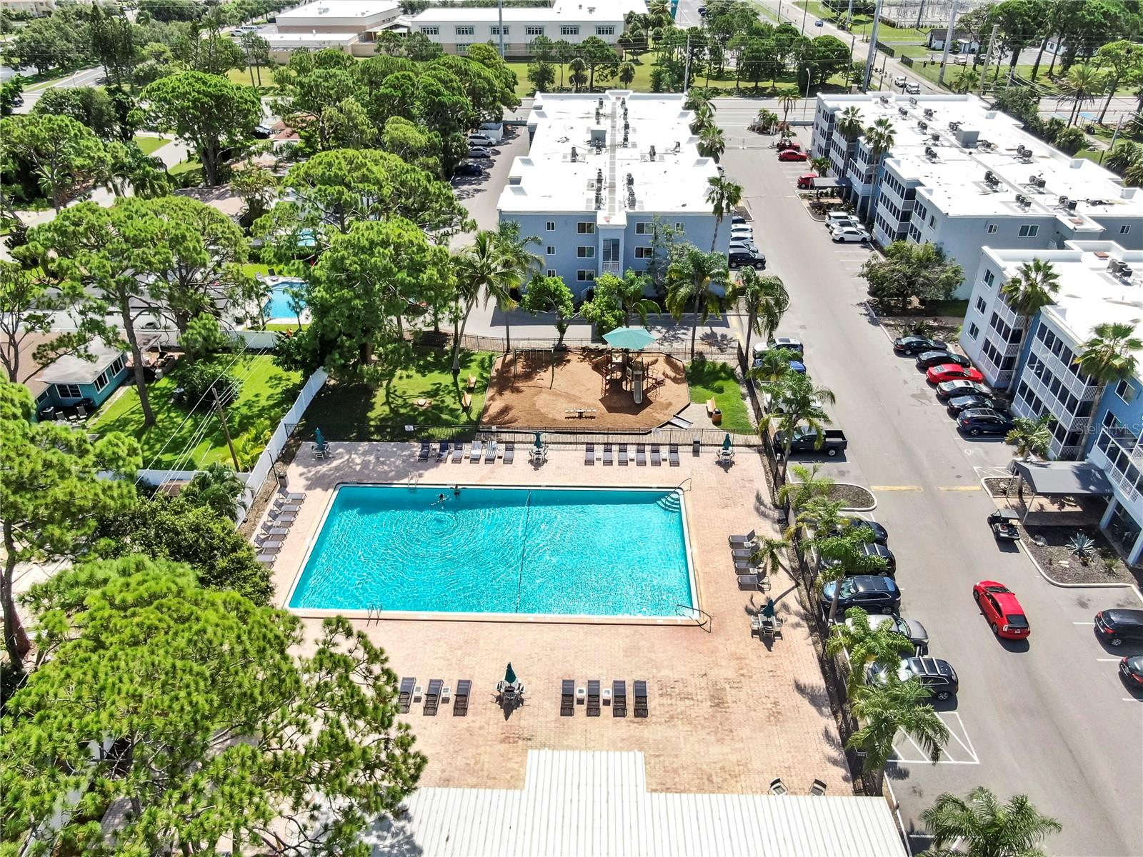 Image 28 of 38 For 2700 Coconut Bay Lane 427
