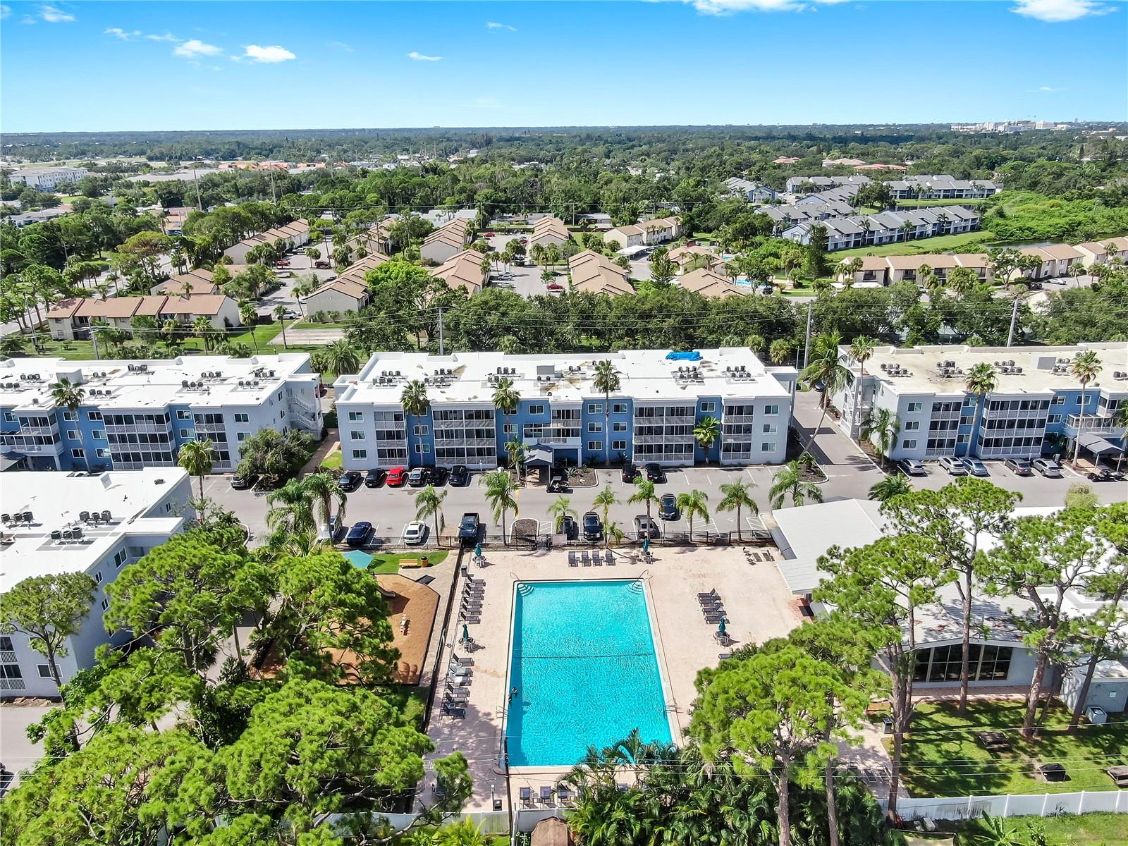 Image 29 of 38 For 2700 Coconut Bay Lane 427