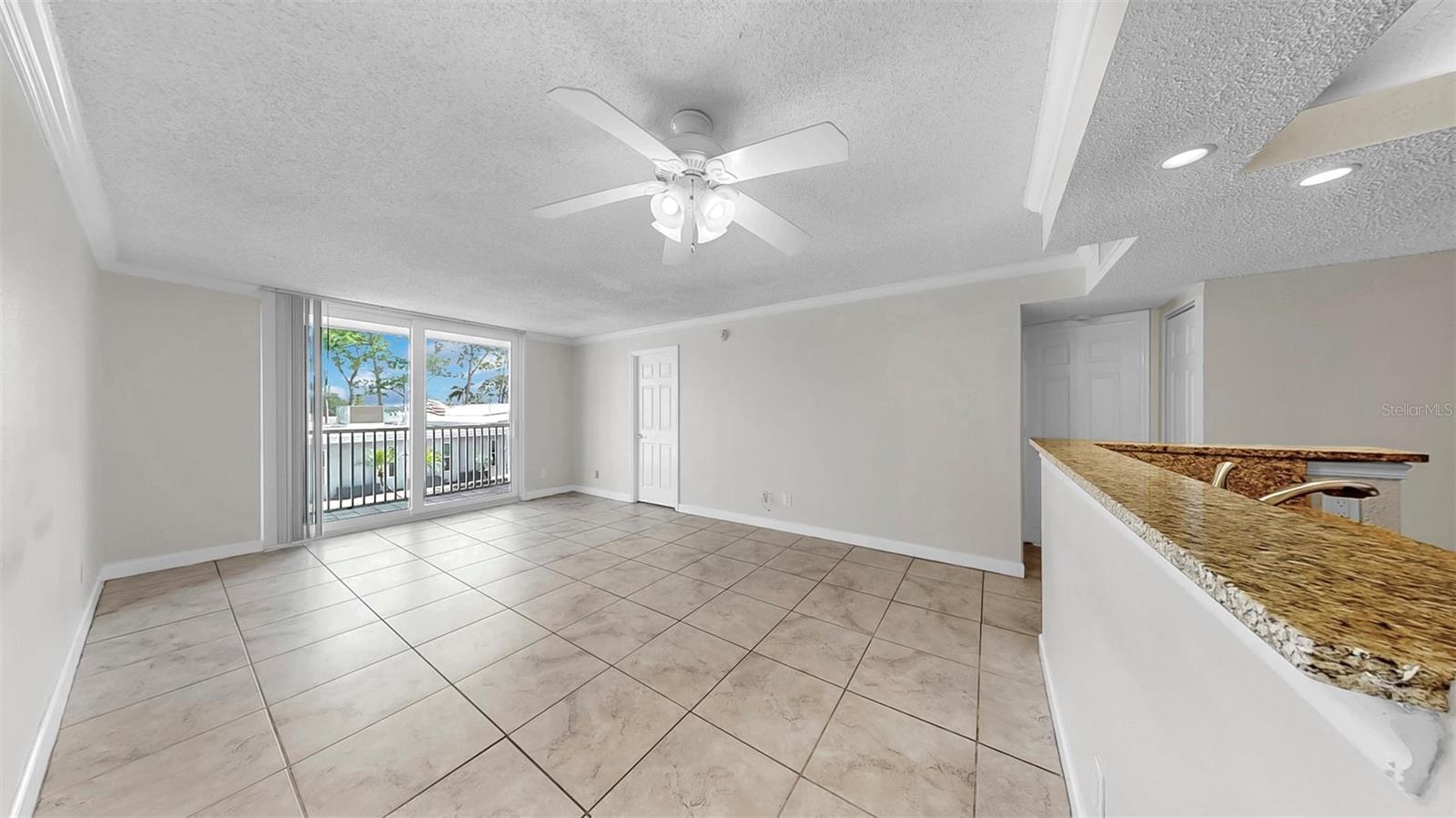 Image 3 of 38 For 2700 Coconut Bay Lane 427