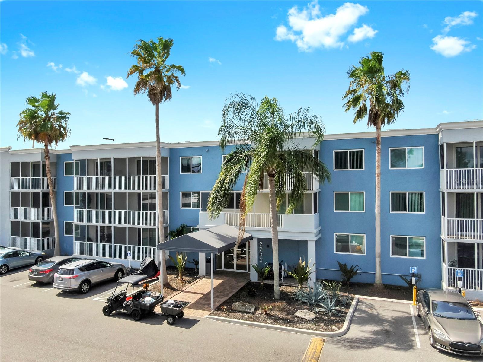 Image 32 of 38 For 2700 Coconut Bay Lane 427