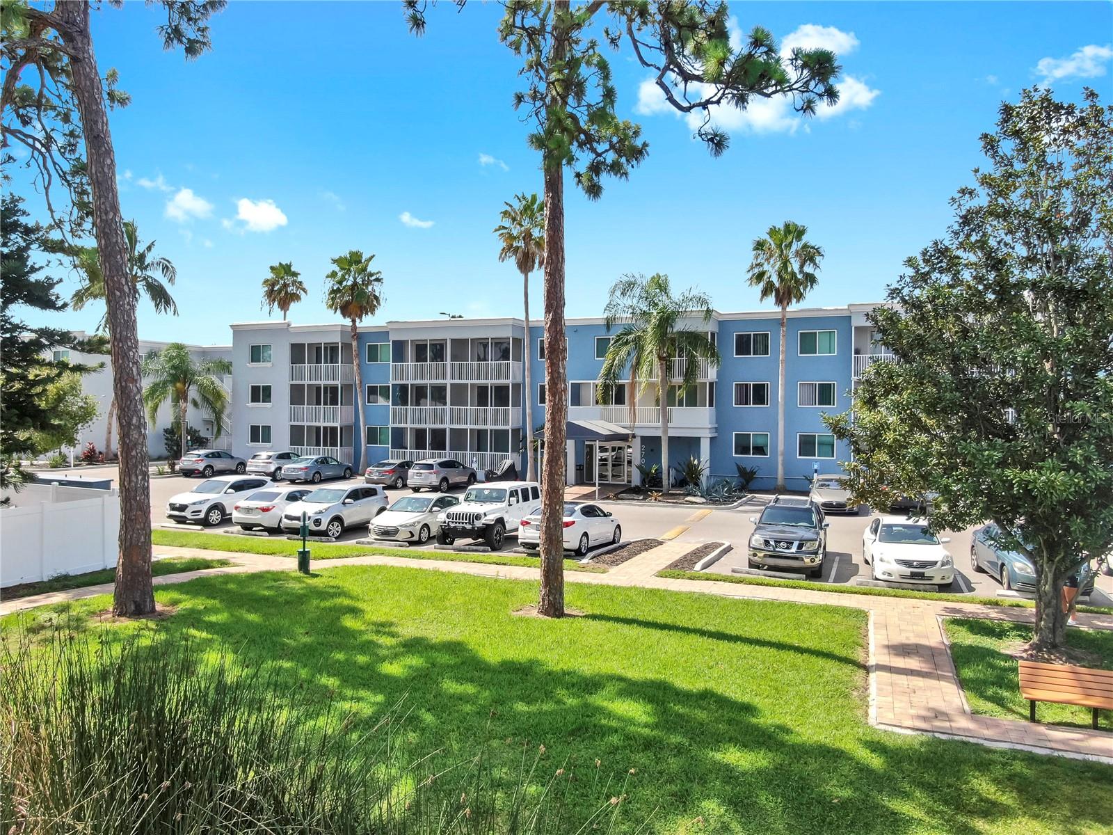 Image 34 of 38 For 2700 Coconut Bay Lane 427