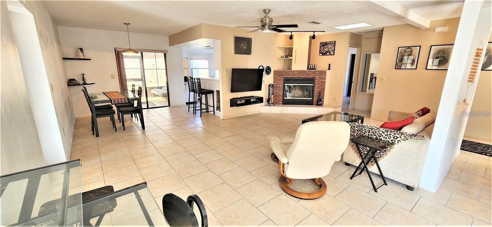 Image 4 of 10 For 7805 Foxwood Drive