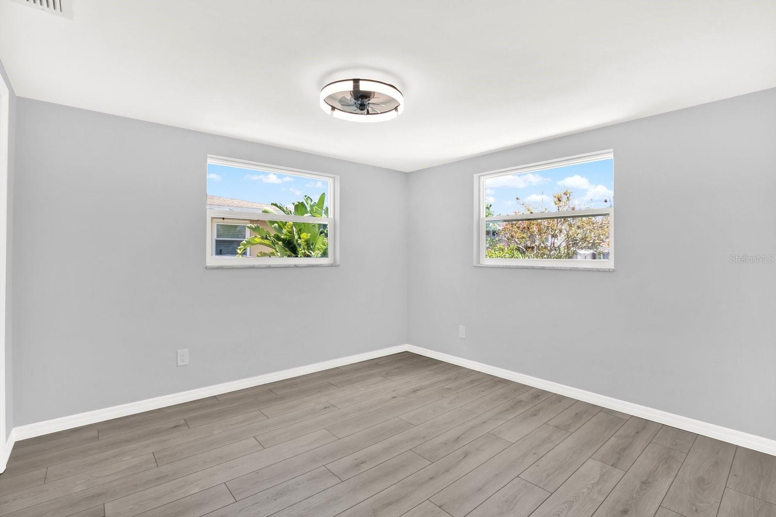 Image 13 of 25 For 13739 Lavender Avenue