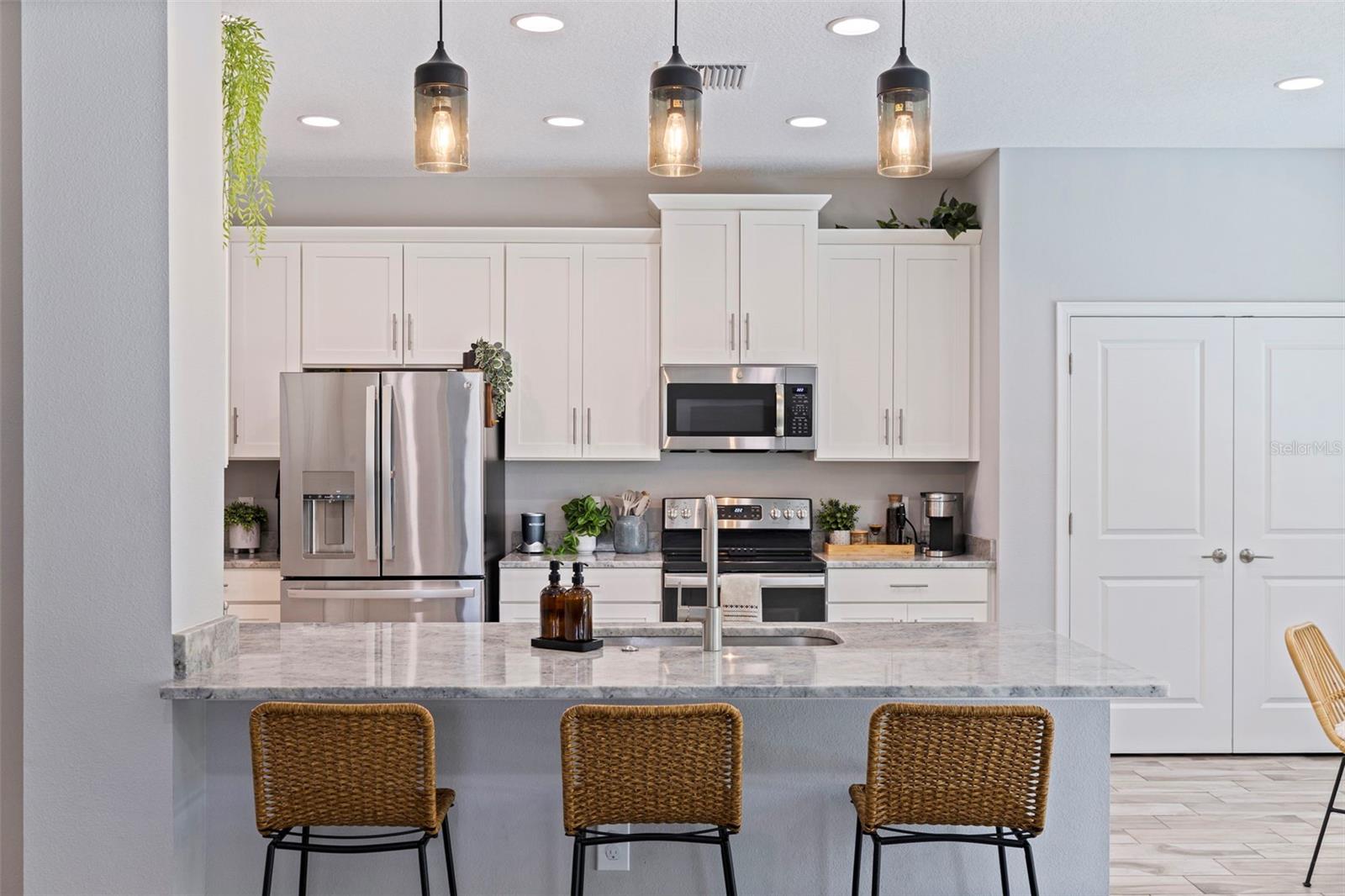 Image 15 of 49 For 210 Gunlock Avenue