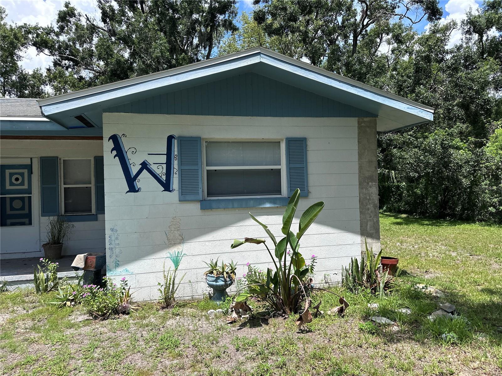 Image 4 of 51 For 515 Merrin Street