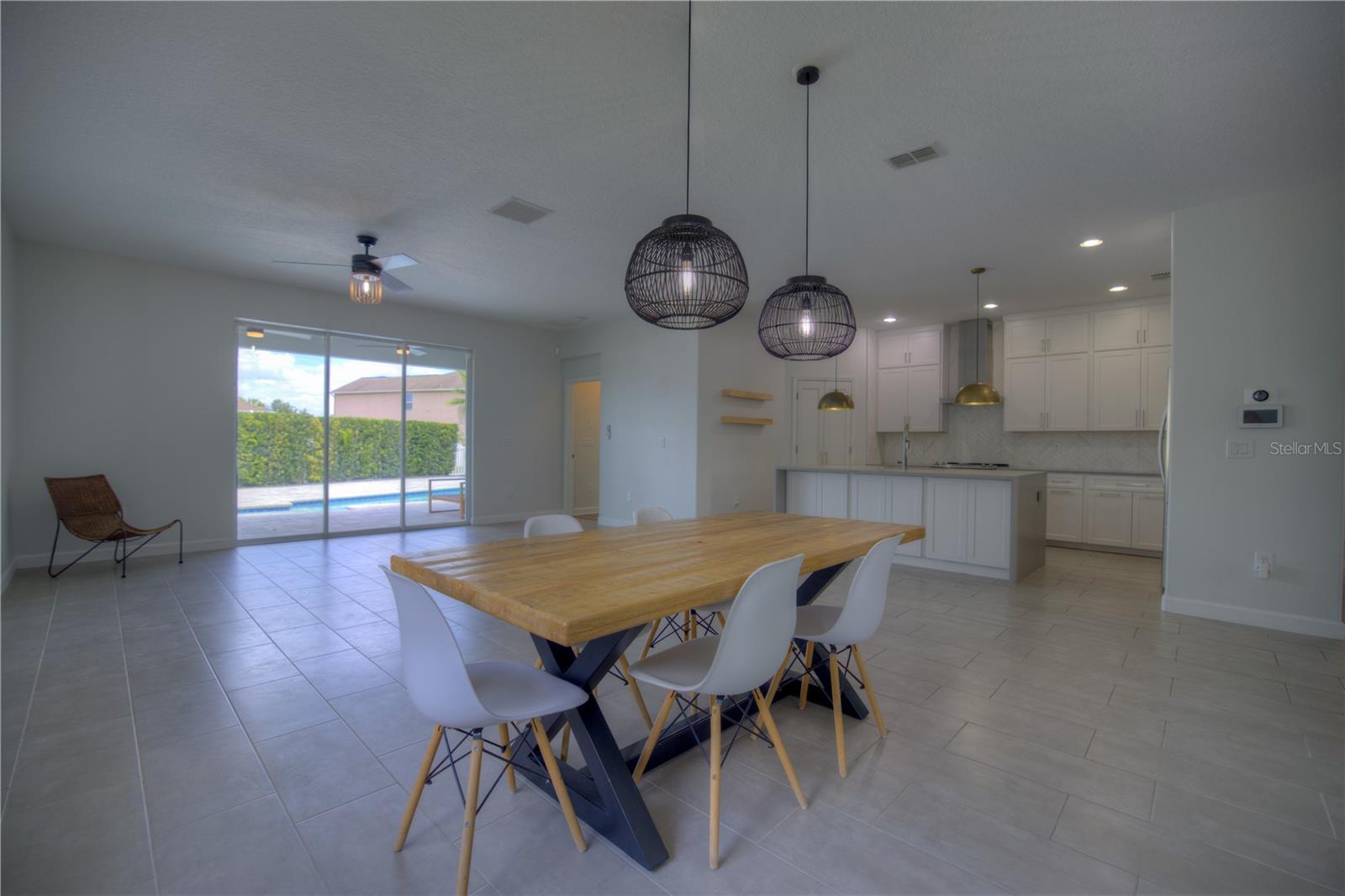 Image 16 of 98 For 18755 Burndall Court