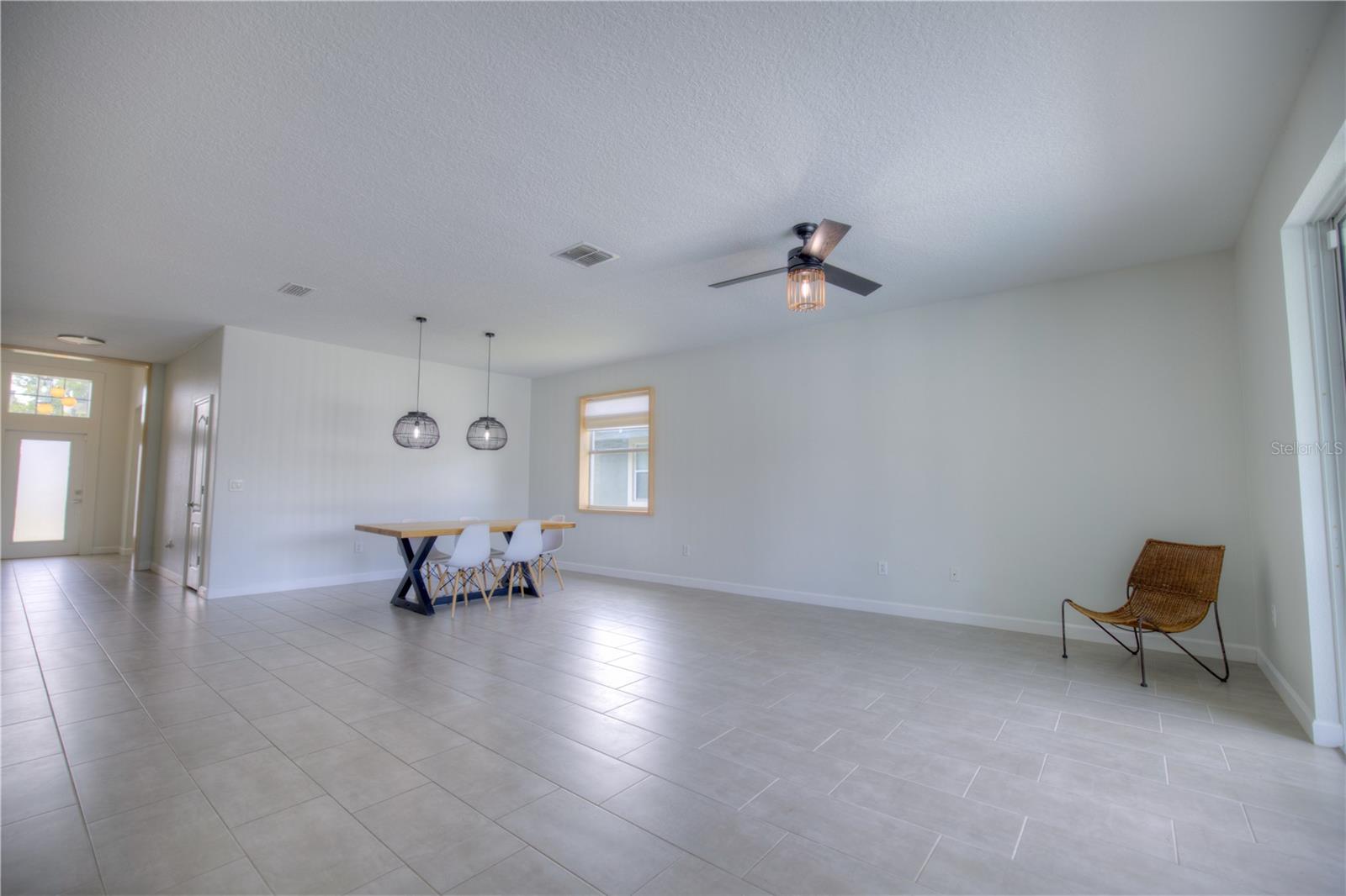 Image 21 of 98 For 18755 Burndall Court