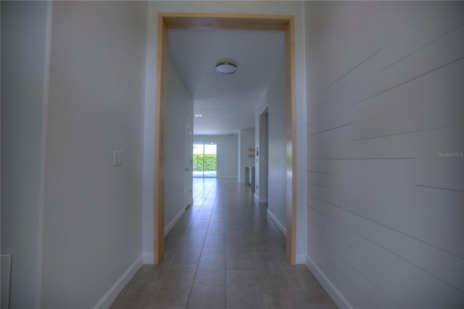 Image 24 of 98 For 18755 Burndall Court