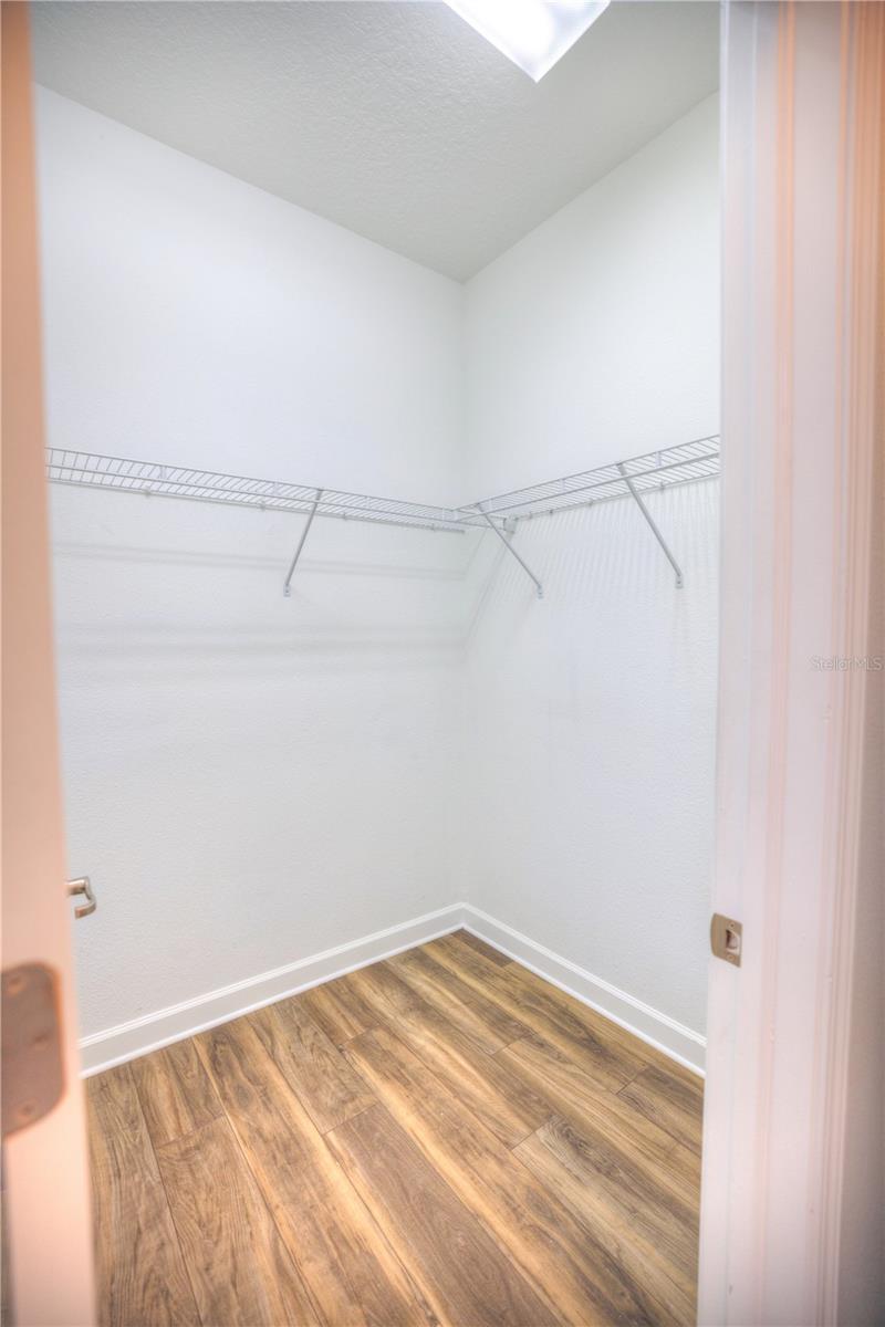 Image 42 of 98 For 18755 Burndall Court