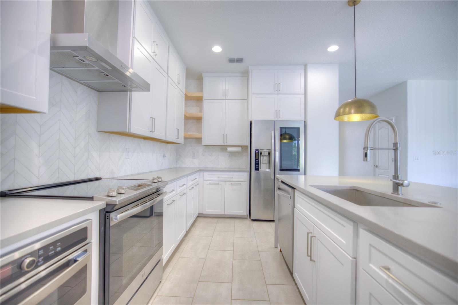 Image 6 of 98 For 18755 Burndall Court