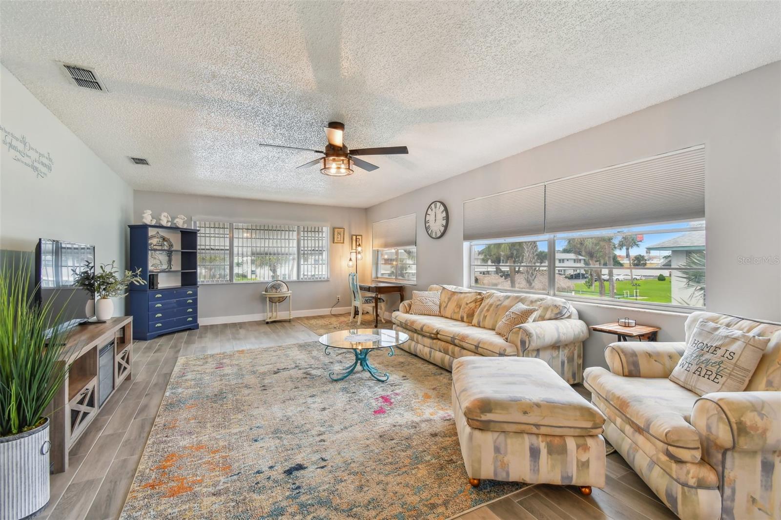 Image 9 of 30 For 5286 81st Street N 26