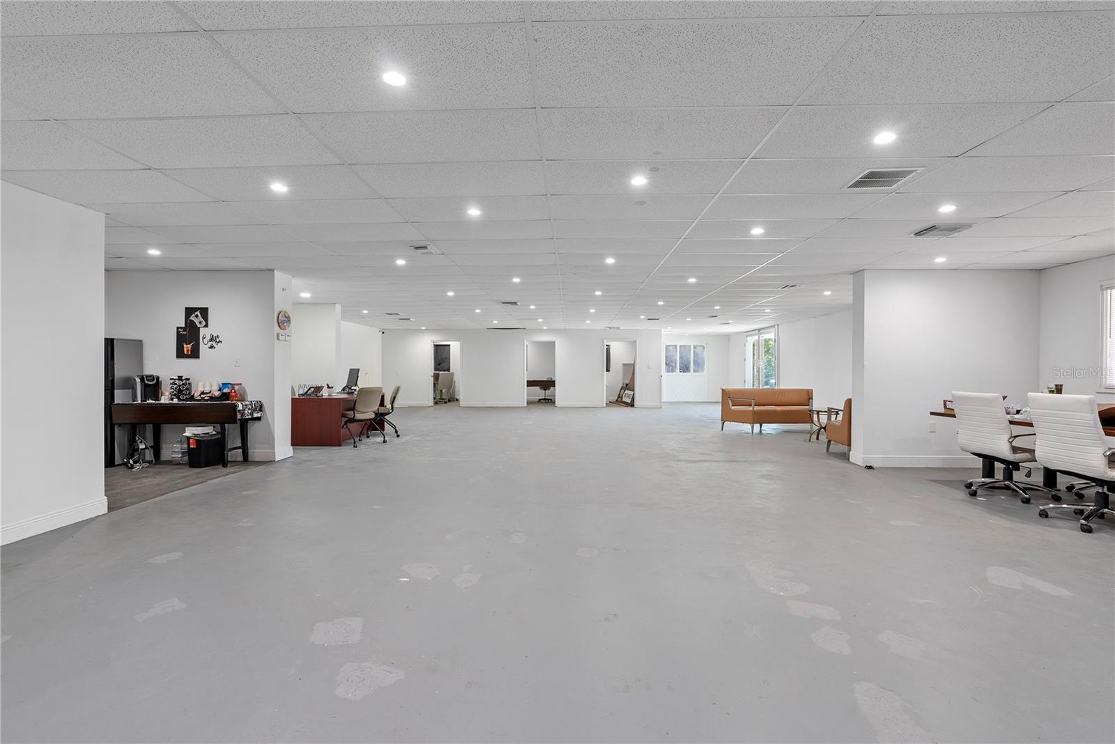 Image 4 of 33 For 12425 Florida Avenue